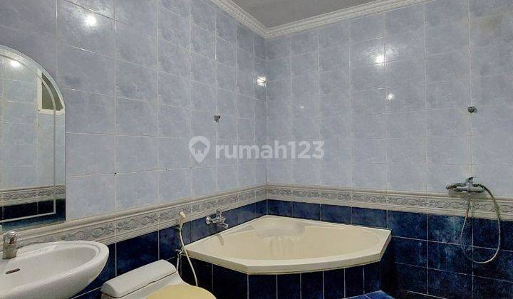 Rumah dipakubuwono kebayoran baru nyaman dan asri  13
