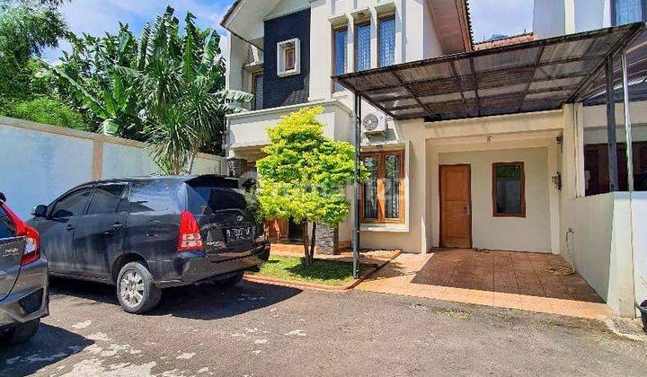 Rumah cantik pejaten barat jakarta selatan dalam cluster 1