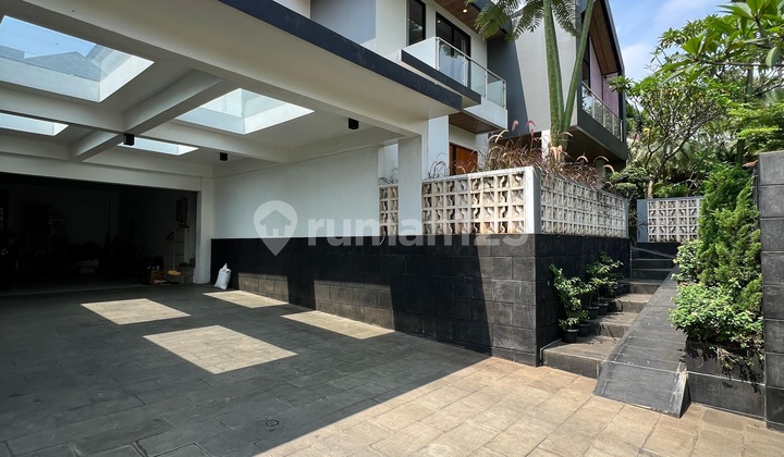 Rumah Cantik Dan Mewah Cirere Dalam Komplek Elit 