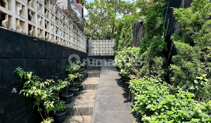 Rumah Cantik Dan Mewah Cirere Dalam Komplek Elit  2