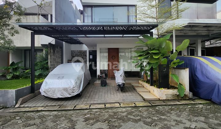 Rumah Cantik Veteran Bintaro Dalam Townhouse