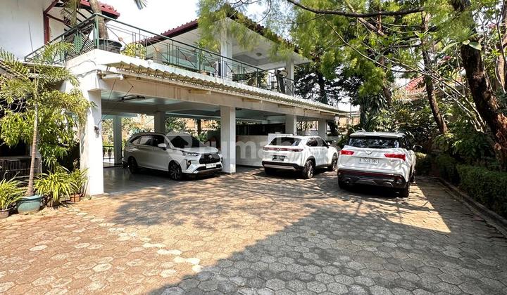 Rumah Asri Lebak Bulus Dengan Lahan Luas Lokasi Strategis