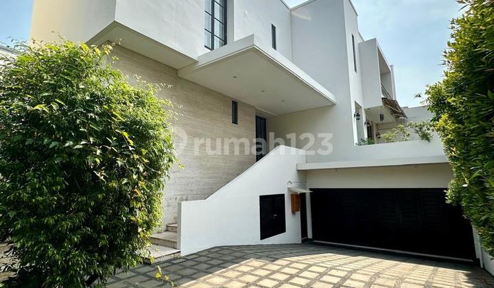 Pejaten Kemang Ready-to-Occupy Townhouse