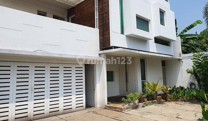 Rumah Minimalis Modern Lokasi Strategis Bebas Banjir 2