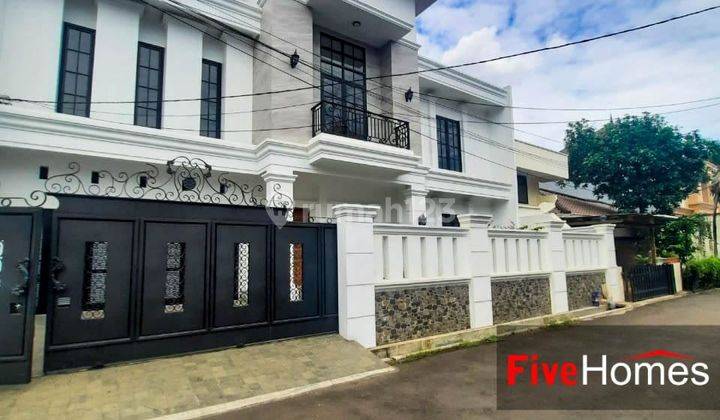 Rumah Mewah design Neo Classic Lok Strategis Akses mudah  1