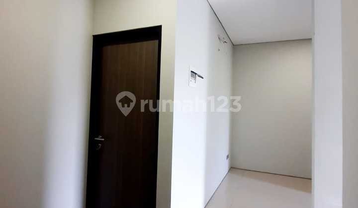 Dijual Rumah baru modern minimalis siap huni dlm komplek kreo 4