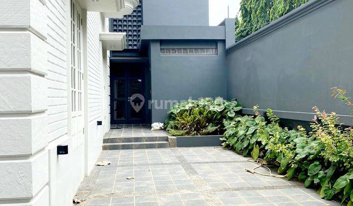 Rumah baru siap huni strategis  komplek arteri Pdk Indah Jaksel  2