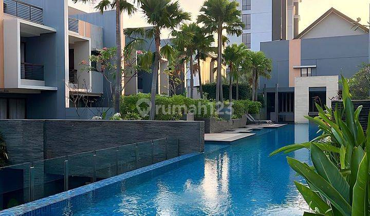 Luxurious Townhouse Kemang dekat SCBD Siap Huni Bebas  Banjir 1