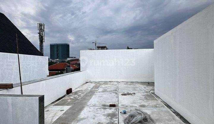 New Townhouse Pondok Labu Akses Mudah Dekat Al Izhar Dan St. Mrt 2