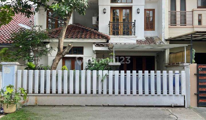 Rumah Terawat Dlm Komplek Pondok Indah Jalan Lebar 3 Mobil  1