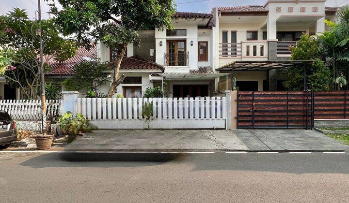 Rumah Terawat Dlm Komplek Pondok Indah Jalan Lebar 3 Mobil  2