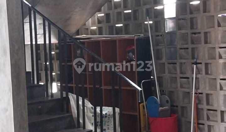 Dijual Gedung Kantor Kemanggisan Bagus & Strategis