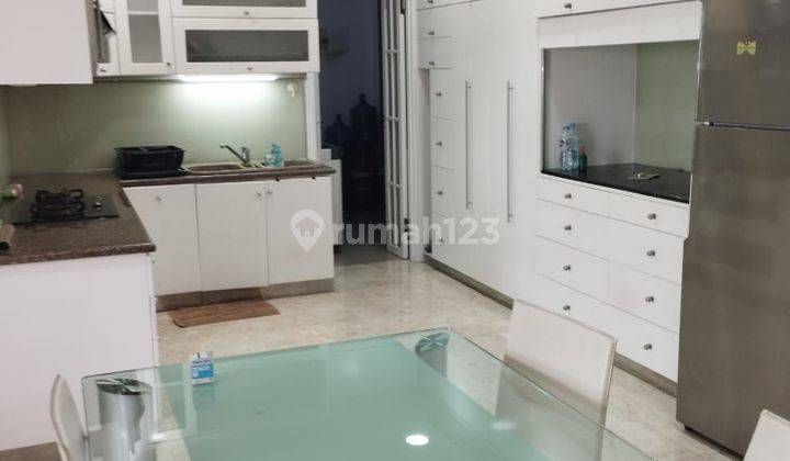 Dijual Apartemen Paladian Bagus & Furnish 1