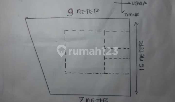 Hunian Hadap Timur View Taman Club House