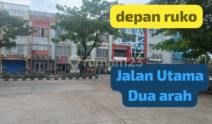 Sarana Bisnis di Jalan Utama dan Dekat Akses Tol
