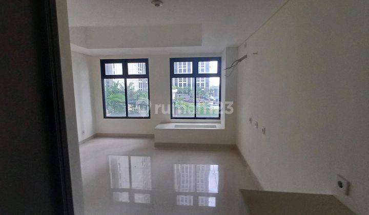 View Bagus Dan Lantai Rendah Apartemen 1 Kamar Tidur Unfurnished 2