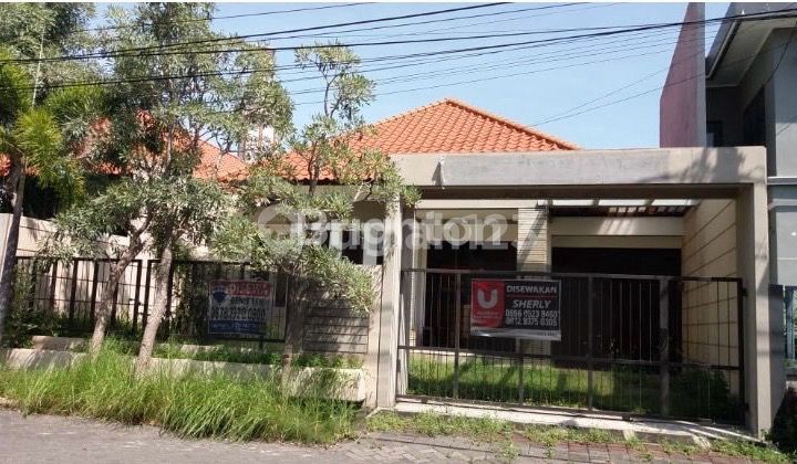 Rumah Surabaya Barat Dekat Pakuwon Mall Rumah Surabaya Barat Dekat Pakuwon Mall