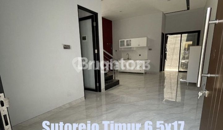 Rumah Baru 2 Lantai Sutorejo Surabaya 2