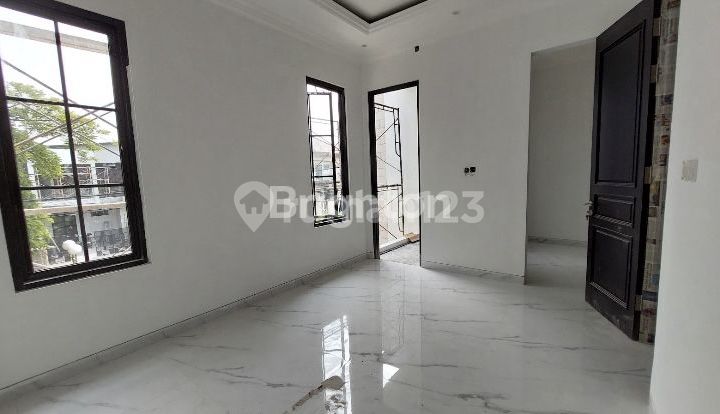 Rumah Baru 2 Lantai Araya Surabaya 2