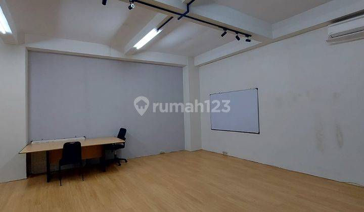 Gedung 4 Lantai Super Strategis Di Pinggir Jalan Pasar Minggu 2