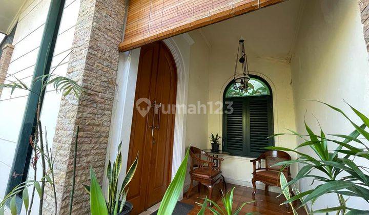 Rumah Mewah Semi Furnished Dalam Komplek Bagus Di Lebak Bulus 2