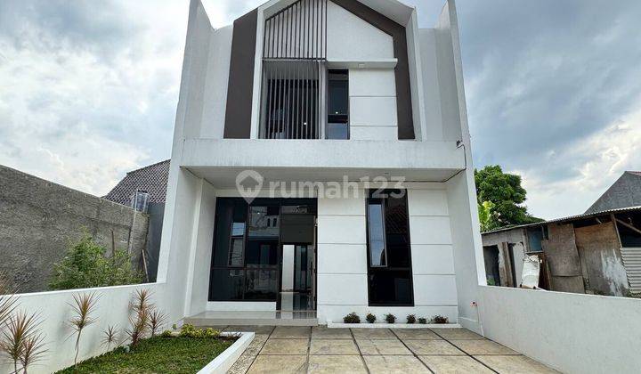 Rumah Minimalis Modern 2 Lantai Baru Cinere, Dekat Tol 1