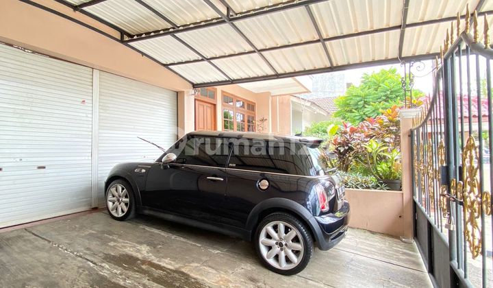 For Sale Comfortable House in Cinere Premium Location Fast Toll Access 2