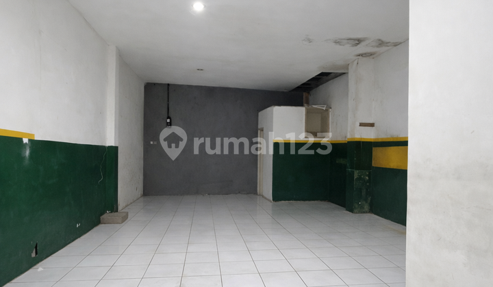 For Rent Strategic Shop House in Bojongsari Depok - Great Investment Opportunity 2