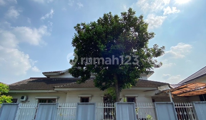 House with 500 m2 Land Semi Furnished in Cinere Complex - Close to Toll Road 2