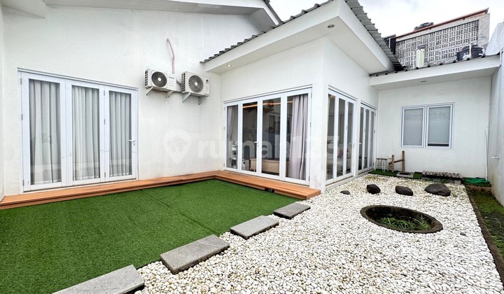 1-Story Fully Furnished House with a Spacious Yard in Cinere 2