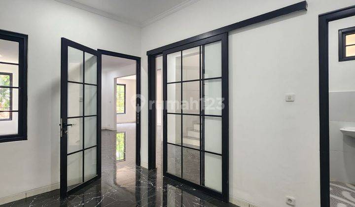 Rumah Baru 3 Lantai Desain Modern Classic di Kawasan Premium Pondok Indah 2