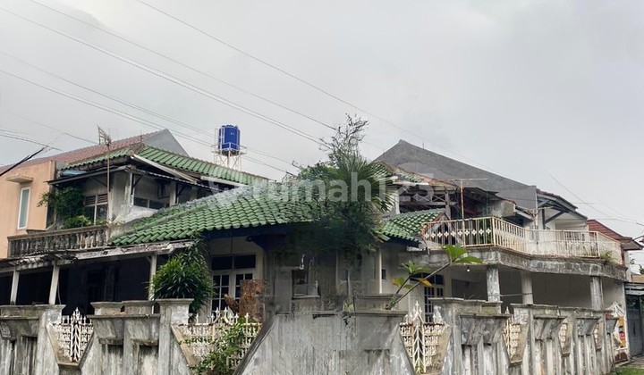 Rumah Hook Dalam Komplek Cinere - Hitung Tanah Saja, Lokasi Super Strategis
