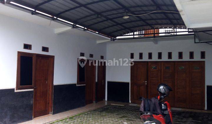 Rumah 2 lantai + Kost 8 Kamar Dijual SHM kondisi Bagus Terawat  4