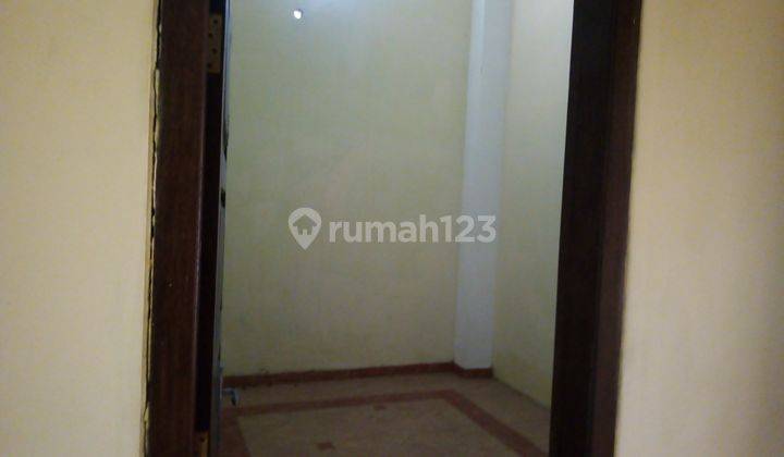 Rumah Jual di Jalan Kaliurang SHM Bagus   8