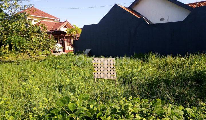 Tanah Dijual murah di Jalan Sultan Agung 220 m² SHM
