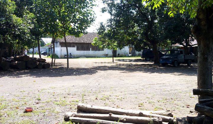 Tanah dijual di Jalan Gatot Subroto SHM 3625 m² 4