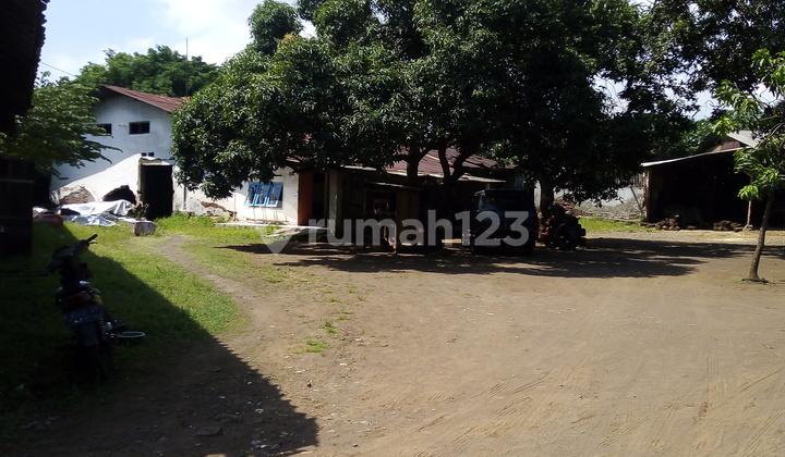 Tanah dijual di Jalan Gatot Subroto SHM 3625 m² 6