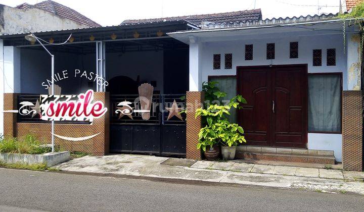 Rumah 2 Lantai Dijual di Jalan Durian Raya SHM kondisi Bagus 2