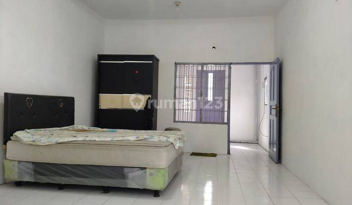 Ruko 2 Lantai Dijual di Jalan Panglima Sudirman SHM kondisi Bagus 4