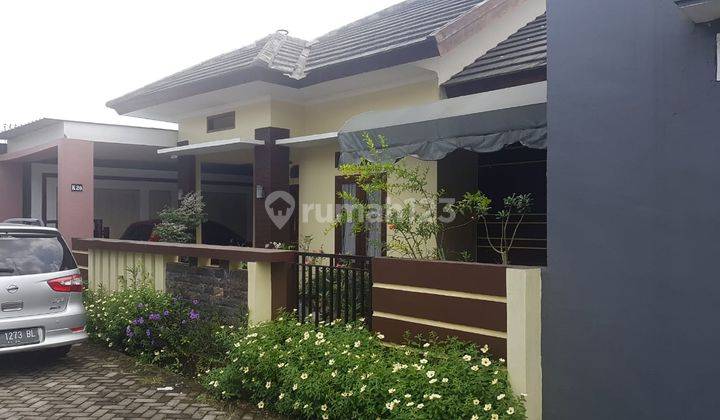 Rumah Tenang One Gate Di Pusat Kota Dekat Pasar Rumah Sakit Cocok Untuk Hunian Rumah di Jl. Krakatau, Midang, Kec. Gunungsari, Kabupaten Lombok Barat, Nusa Tenggara Bar., Gunung Sari Bagus SHM 1