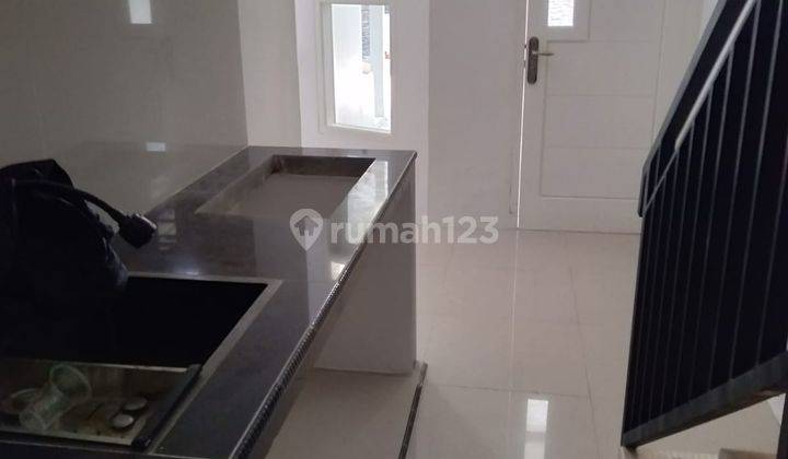 Rumah mewah harga terjangkau dekat stasiun depok 5