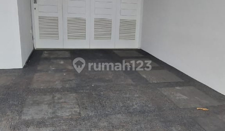 New House Ready to Live In Wide Road Access in Tebet 2