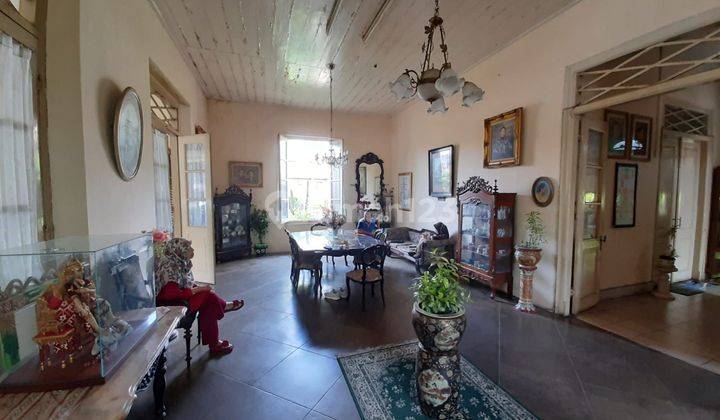 Rumah lama 1888 di tengah kota Yogyakarta  13