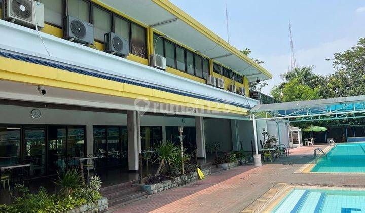 di jual gedung sport club komplit 2 lantai peralatan bagus  1