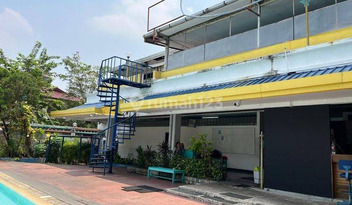 di jual gedung sport club komplit 2 lantai peralatan bagus  2