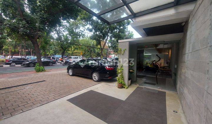 Gedung Mewah 3 Lantai Di Kebayoran Baru, Jakarta Selatan 2