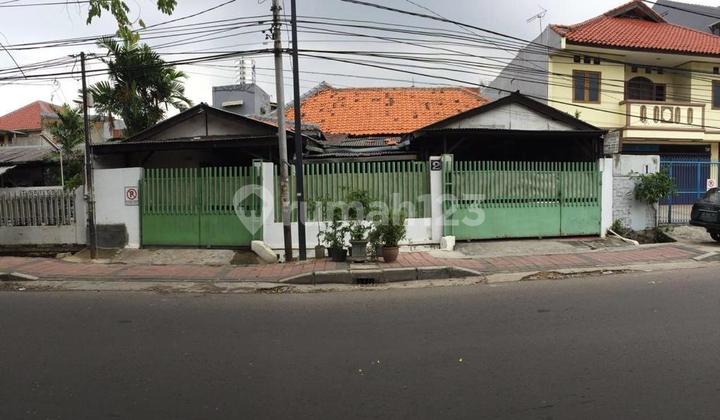 Rumah Di Pinggir Jalan Cocok Untuk Usaha Kantor Jasa Managemen Atau Resto Di Rawamangun, Jakarta Timur