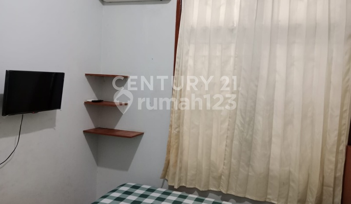 Rumah Besar Banyak Kamar, 3 Lantai, 7 Kamar Kost Di Cempaka Putih 2