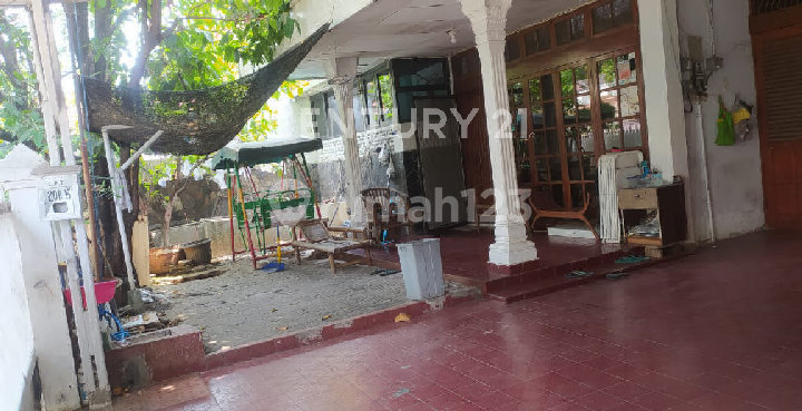 Dijual Rumah Lama 2 Lantai, Strategis, Cempaka Putih, Jakpus 2