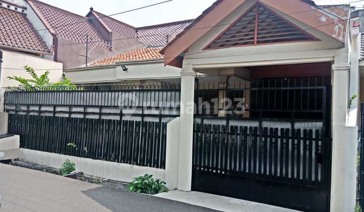 Rumah Siap Huni Lingkungan Nyaman Lokasi Premium Kawasan Komplek Anti Banjir Di Rawamangun